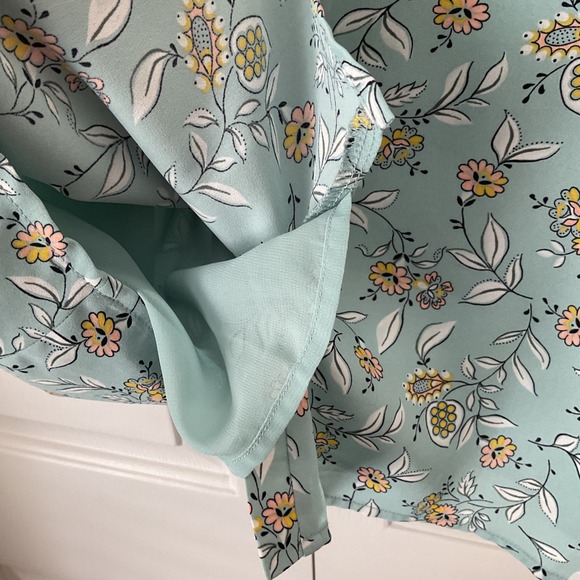 LOFT Floral V-Neck Camisole Tank Top Womens L Blue Green Button Front Romantic - Picture 3 of 7